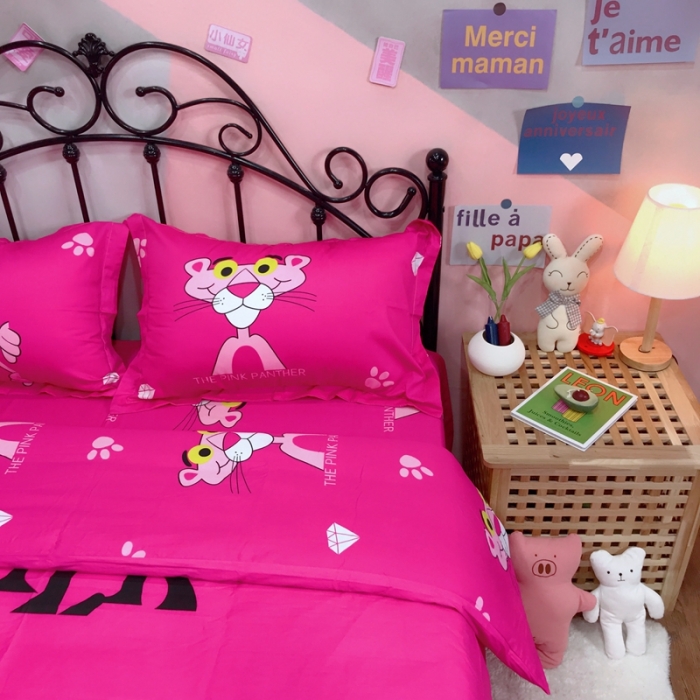 91家纺网 家纺一手货源 找家纺 金爱家 2021新款13070卡通全棉四件套 玫红豹