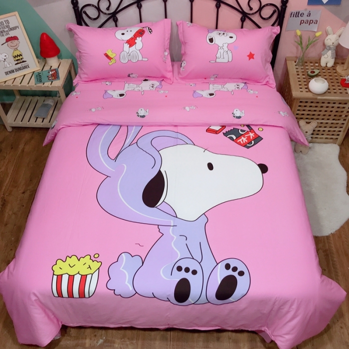 91家纺网 家纺一手货源 找家纺 金爱家 2021新款13070卡通全棉四件套 休闲史努比粉