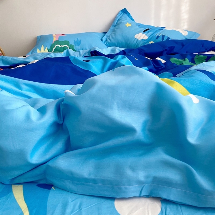 91家纺网 家纺一手货源 找家纺 金爱家 2021新款13372卡通全棉四件套 独家恐龙森林蓝