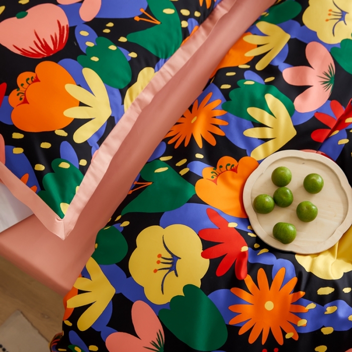 91家纺网 家纺一手货源 找家纺 优然居 2021新款小边款小美风格四件套 花蕊黑