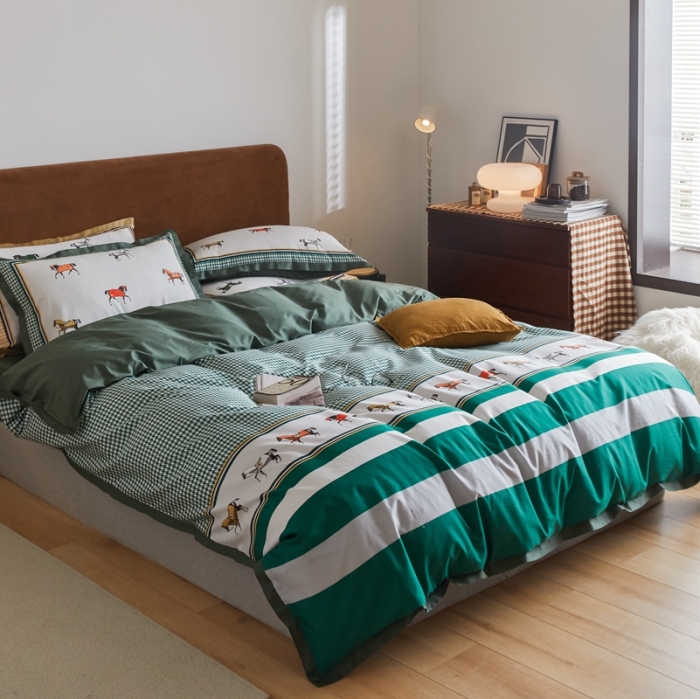 91家纺网 家纺一手货源 找家纺 优然居 2021新款小边款轻奢风四件套 艾尔玛墨绿