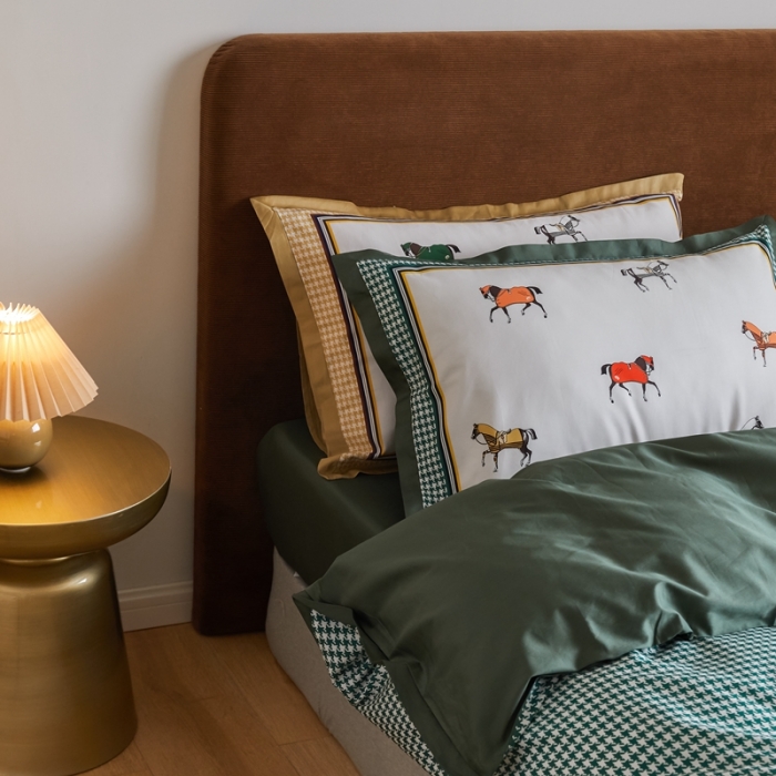 91家纺网 家纺一手货源 找家纺 优然居 2021新款小边款轻奢风四件套 艾尔玛墨绿