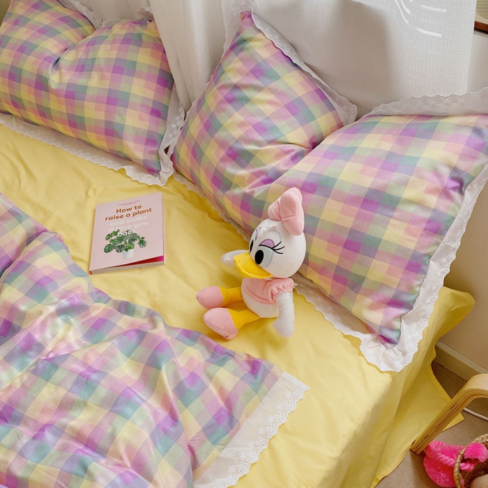 91家纺网 家纺一手货源 找家纺 艾沁 2021新款纯棉彩色条格刺绣花边系列四件套 幻格