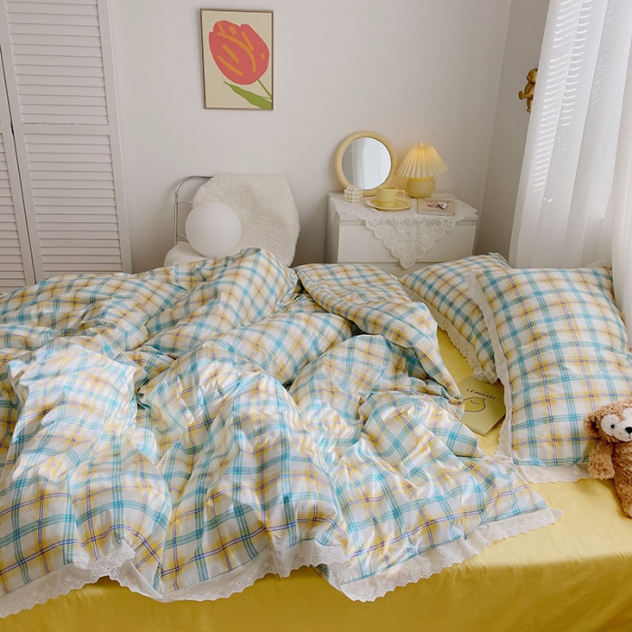 91家纺网 家纺一手货源 找家纺 艾沁 2021新款纯棉彩色条格刺绣花边系列四件套 芒果黄