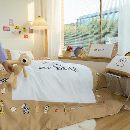 91家纺网 家纺一手货源 找家纺 花伞 2021新款卡通立体熊数码印花锦棉四件套 立体熊-卡其