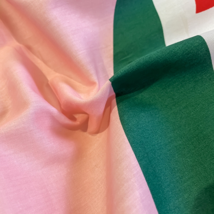 91家纺网 家纺一手货源 找家纺 金爱家 2021新款13372大版全棉卡通四件套 大红帽