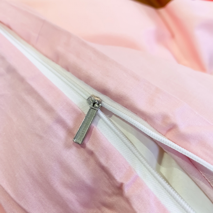 91家纺网 家纺一手货源 找家纺 金爱家 2021新款13372大版全棉卡通四件套 大红帽