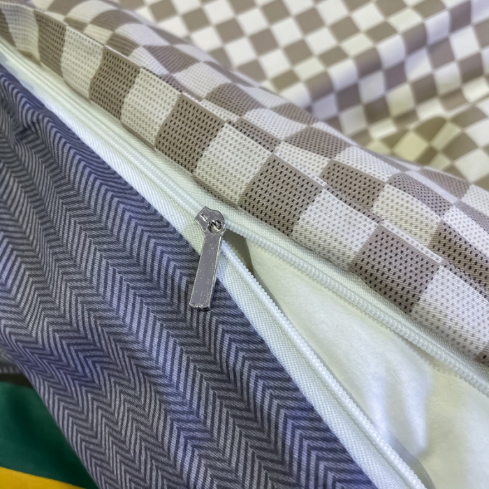 91家纺网 家纺一手货源 找家纺 金爱家 2021新款全棉13372四件套条格简约系列温情北欧