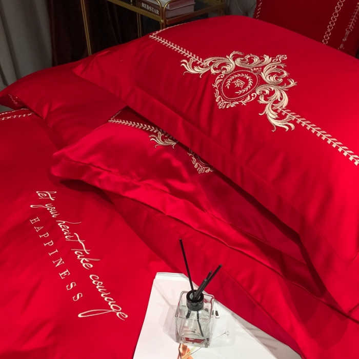 91家纺网 家纺一手货源 找家纺 安妮 2021新款全棉贡缎四件套曼洛系列 大红