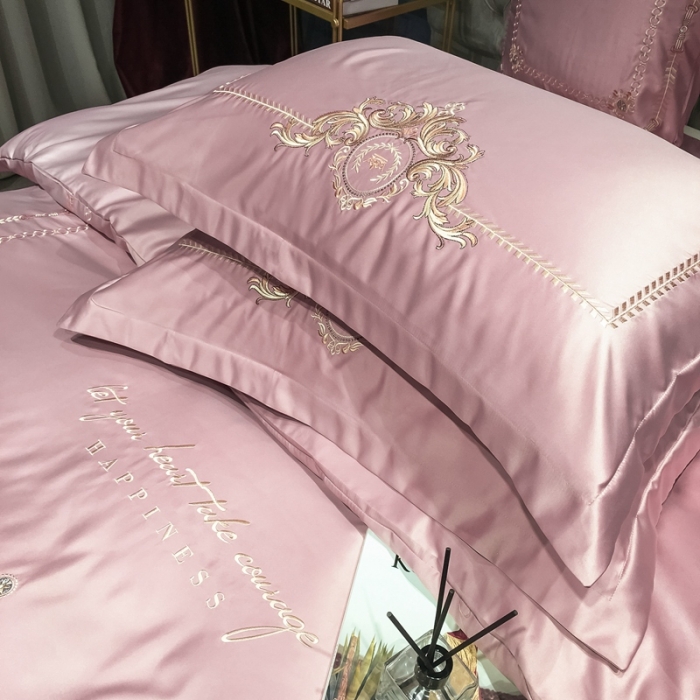 91家纺网 家纺一手货源 找家纺 安妮 2021新款全棉贡缎四件套曼洛系列 粉豆沙