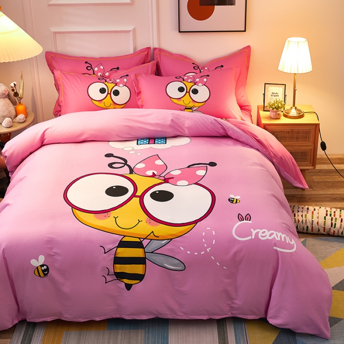 91家纺网 家纺一手货源 找家纺 雲归梦 2021全棉大版四件套可爱卡通系列 小蜜蜂