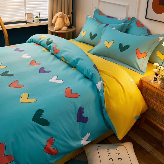 91家纺网 家纺一手货源 找家纺 雲归梦 2021全棉大版四件套可爱卡通系列 心心相印（兰）