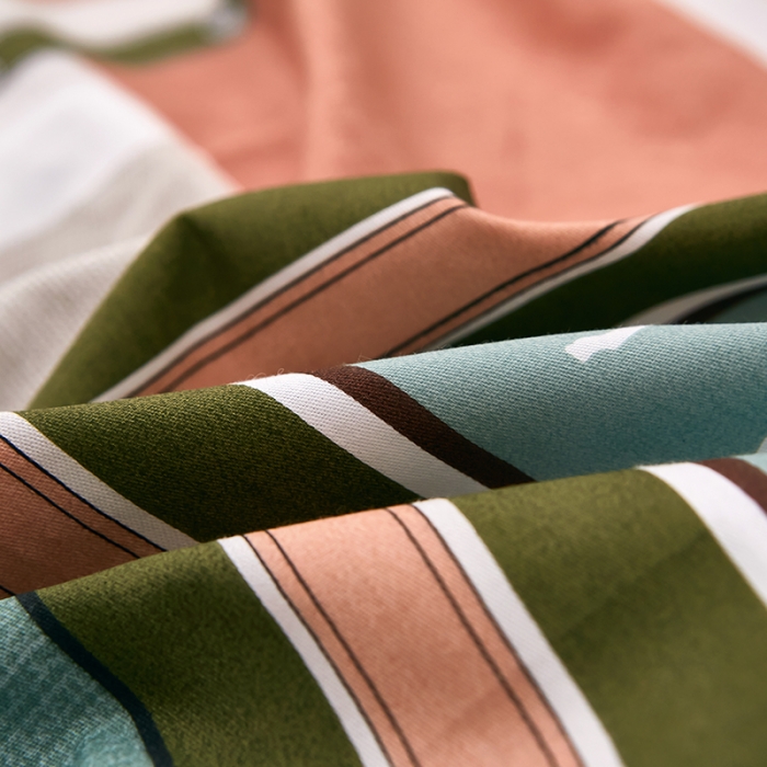 91家纺网 家纺一手货源 找家纺 雲归梦 2021全棉大版四件套休闲格条系列 一梦为马