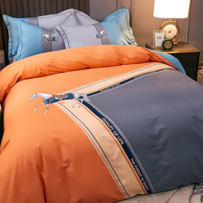 91家纺网 家纺一手货源 找家纺 雲归梦 2021全棉大版四件套休闲格条系列 忆动拾光灰