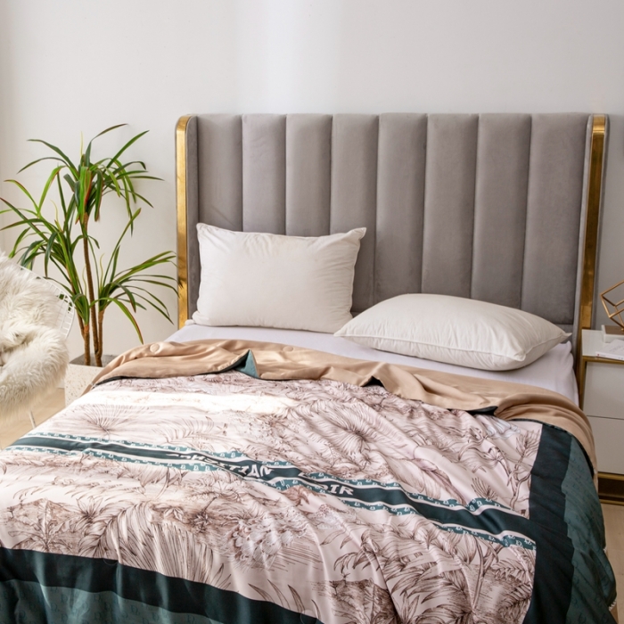 91家纺网 家纺一手货源 找家纺 娇逸 2021新款40天丝莫代尔镂空款夏凉被 格瑞斯