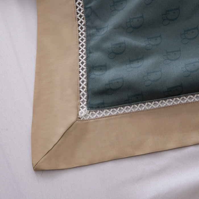 91家纺网 家纺一手货源 找家纺 娇逸 2021新款40天丝莫代尔镂空款夏凉被 格瑞斯