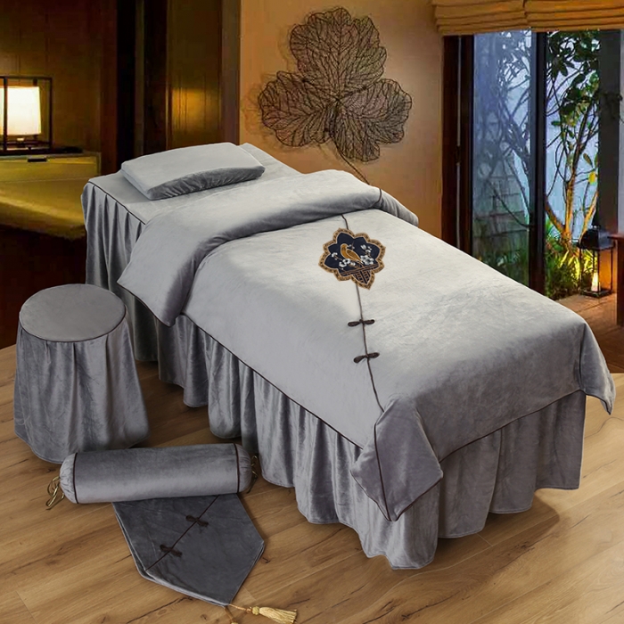 91家纺网 家纺一手货源 找家纺 不打烊家纺 2021新款水晶绒款美容床罩古韵新生系列灰色