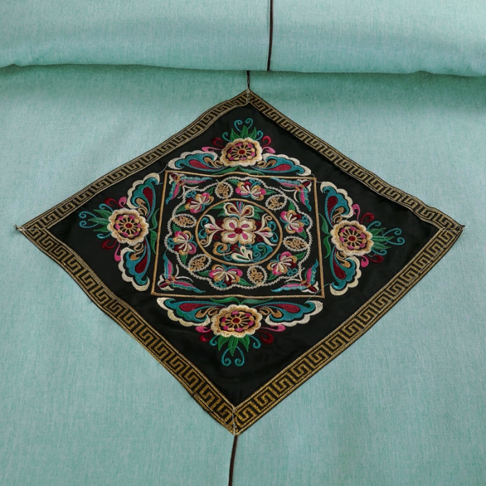 91家纺网 家纺一手货源 找家纺 不打烊家纺2025新款美容床罩四件套两情相悦系列B款绿色