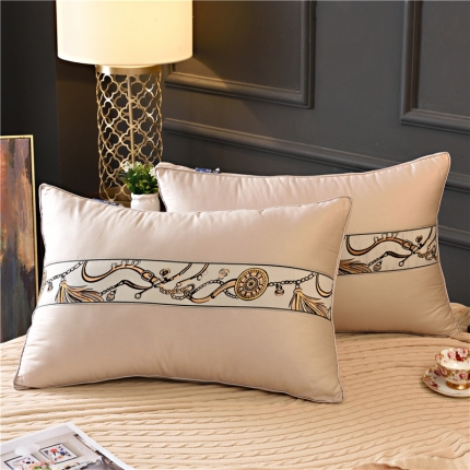 91家纺网 家纺一手货源 找家纺 （总）九州枕芯 2020年新款宫廷皇家羽丝枕