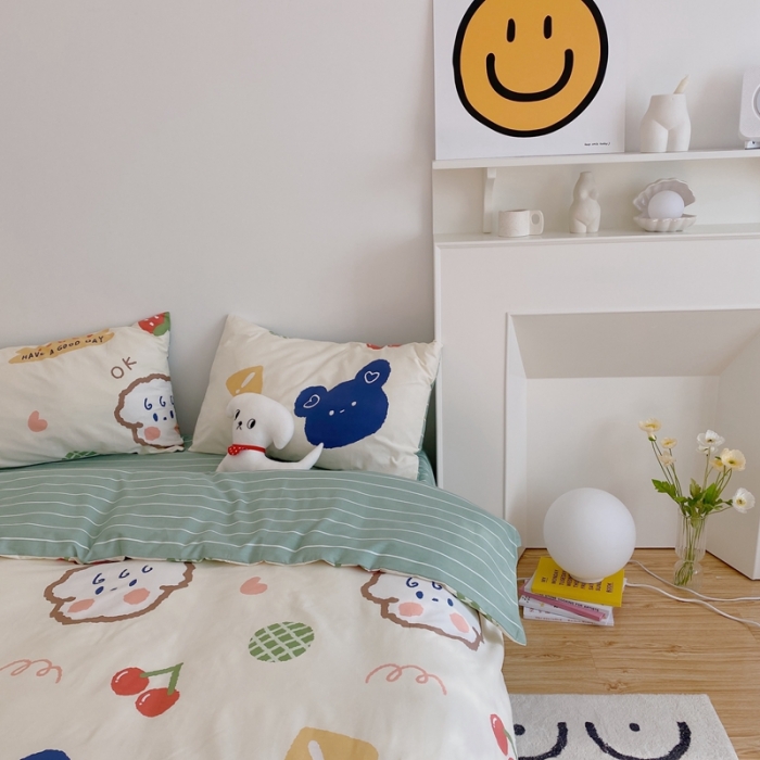 91家纺网 家纺一手货源 找家纺 星期八 2021新款13372你好春天系列四件套 草莓樱桃熊