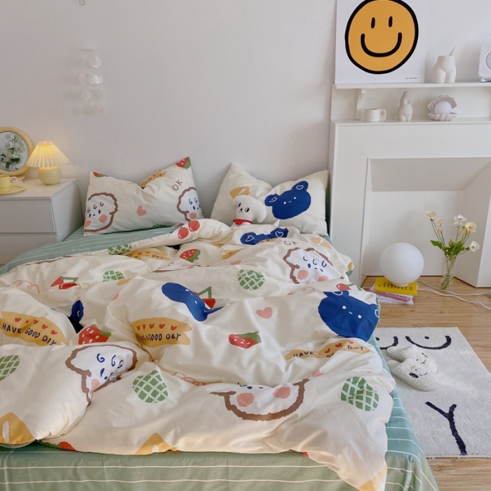 91家纺网 家纺一手货源 找家纺 星期八 2021新款13372你好春天系列四件套 草莓樱桃熊