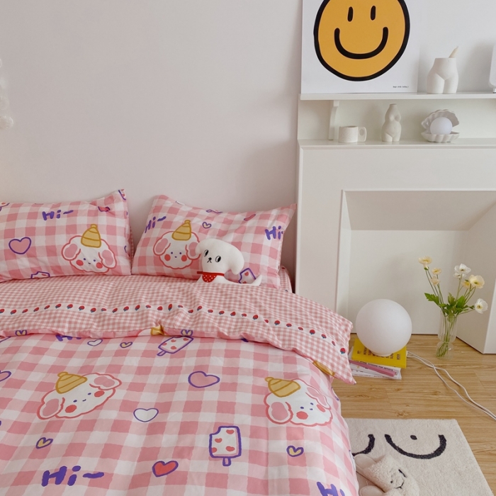 91家纺网 家纺一手货源 找家纺 星期八 2021新款13372你好春天系列四件套 粉格汪