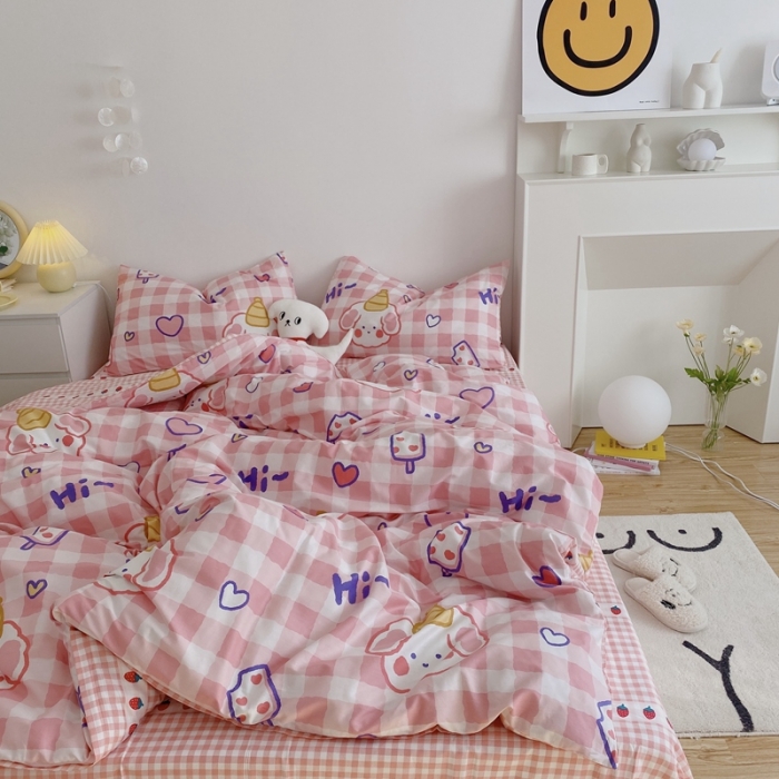 91家纺网 家纺一手货源 找家纺 星期八 2021新款13372你好春天系列四件套 粉格汪