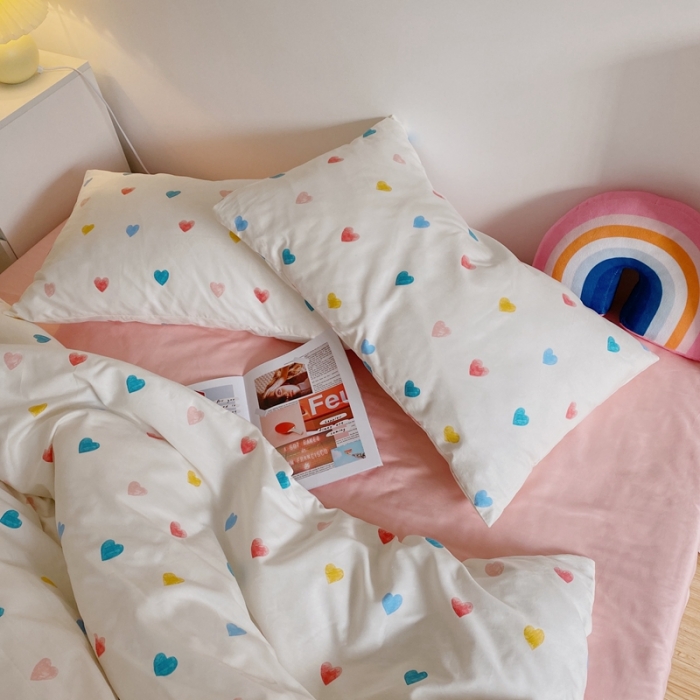 91家纺网 家纺一手货源 找家纺 星期八 2021新款13372你好春天系列四件套 七彩爱心