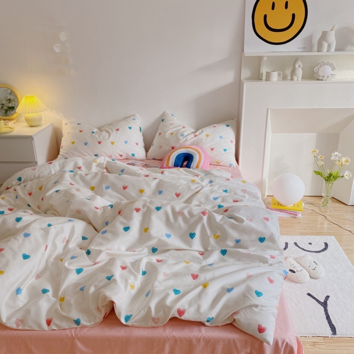 91家纺网 家纺一手货源 找家纺 星期八 2021新款13372你好春天系列四件套 七彩爱心