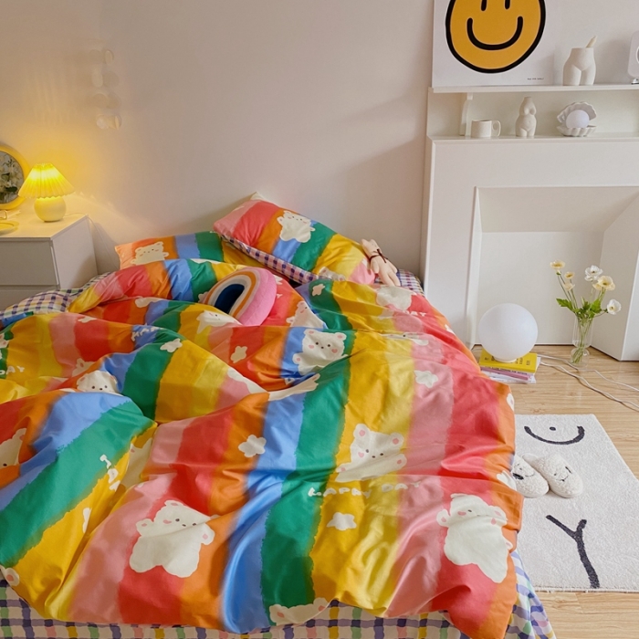 91家纺网 家纺一手货源 找家纺 星期八 2021新款13372你好春天系列四件套 七彩小熊