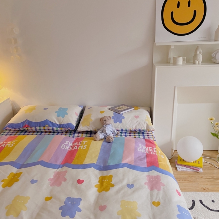 91家纺网 家纺一手货源 找家纺 星期八 2021新款13372你好春天系列四件套 糖果熊