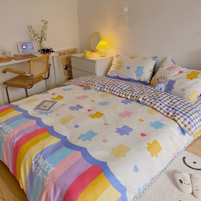 91家纺网 家纺一手货源 找家纺 星期八 2021新款13372你好春天系列四件套 糖果熊