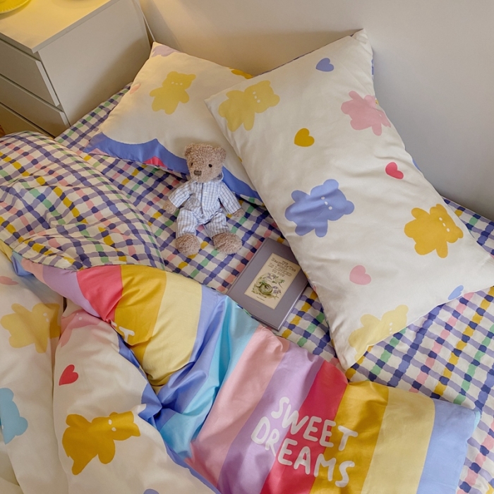 91家纺网 家纺一手货源 找家纺 星期八 2021新款13372你好春天系列四件套 糖果熊