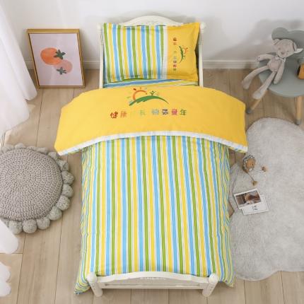 订做纯色绣花logo纯棉刺绣园标幼儿园被子三件套午睡六件套 彩条黄