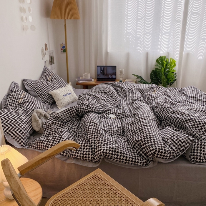 91家纺网 家纺一手货源 找家纺 星期八 2021新款13372千鸟格刺绣四件套 千鸟格黑