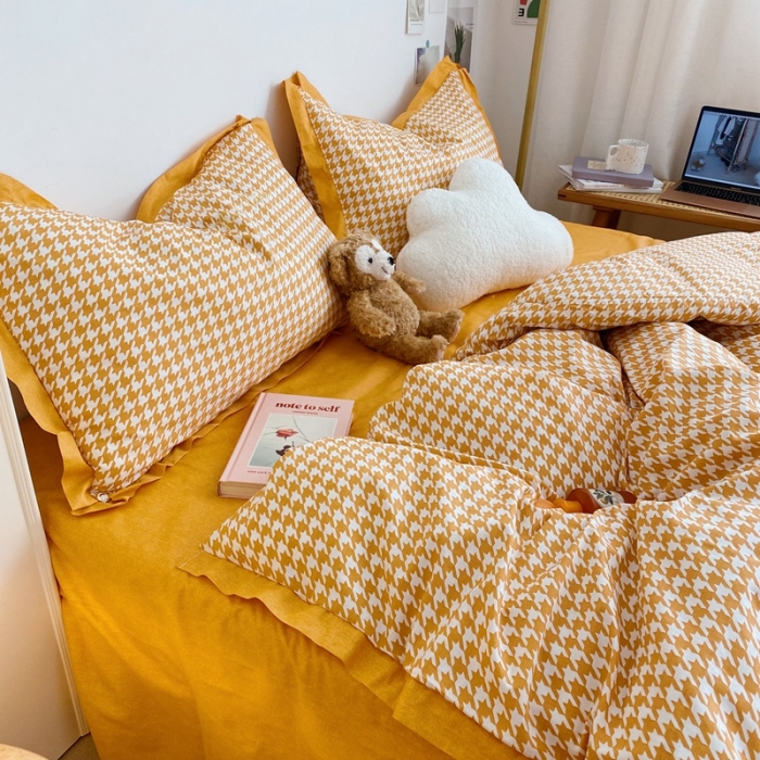 91家纺网 家纺一手货源 找家纺 星期八 2021新款13372千鸟格刺绣四件套 千鸟格黄