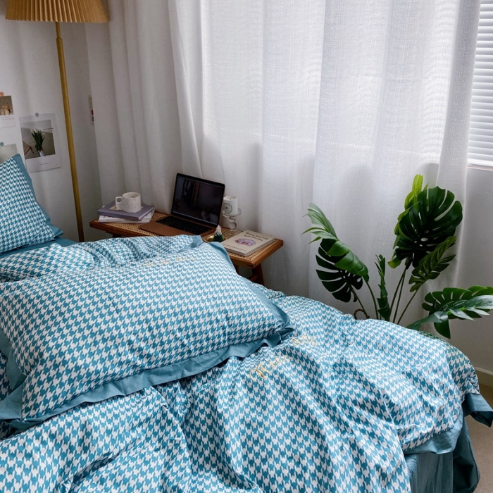 91家纺网 家纺一手货源 找家纺 星期八 2021新款13372千鸟格刺绣四件套 千鸟格蓝