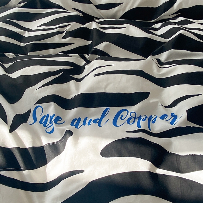 91家纺网 家纺一手货源 找家纺 珺柔家纺 2021新款全棉印花四件套 淡墨