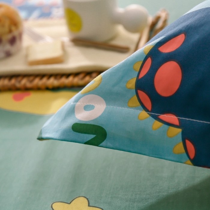 91家纺网 家纺一手货源 找家纺 绵庭 2021新款全棉12868单枕套 恐龙家族（绿）