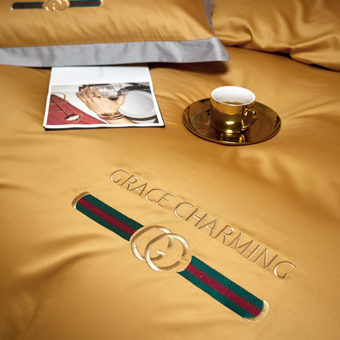 91家纺网 家纺一手货源 找家纺 爱缦 2021新款格蕾丝棚拍100支澳棉四件套 古金黄