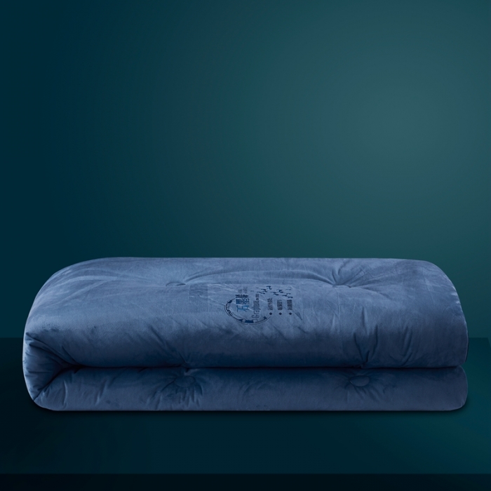 91家纺网 家纺一手货源 找家纺 （总）2020新款石墨烯抗菌远红外加厚保暖臻丝绒冬被被子被芯