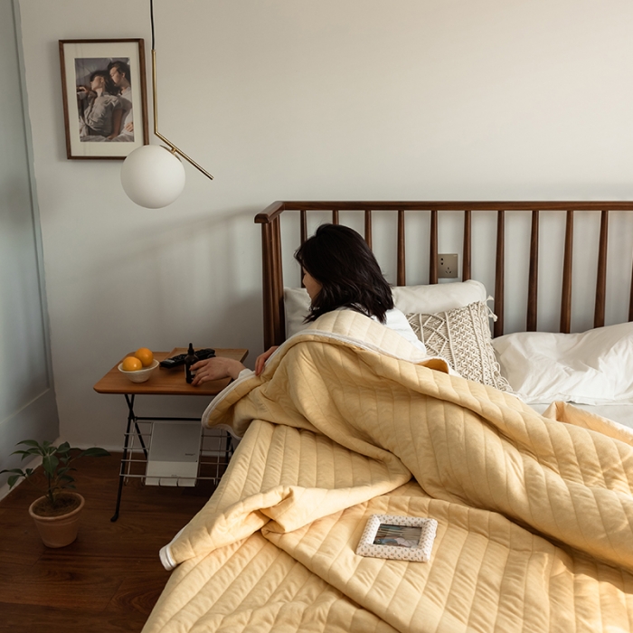 91家纺网 家纺一手货源 找家纺 法芙娜家纺 天竺棉夏凉被全棉空调被纯棉夏被纯色姜黄