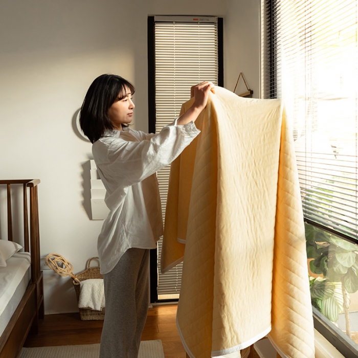 91家纺网 家纺一手货源 找家纺 法芙娜家纺 天竺棉夏凉被全棉空调被纯棉夏被纯色姜黄