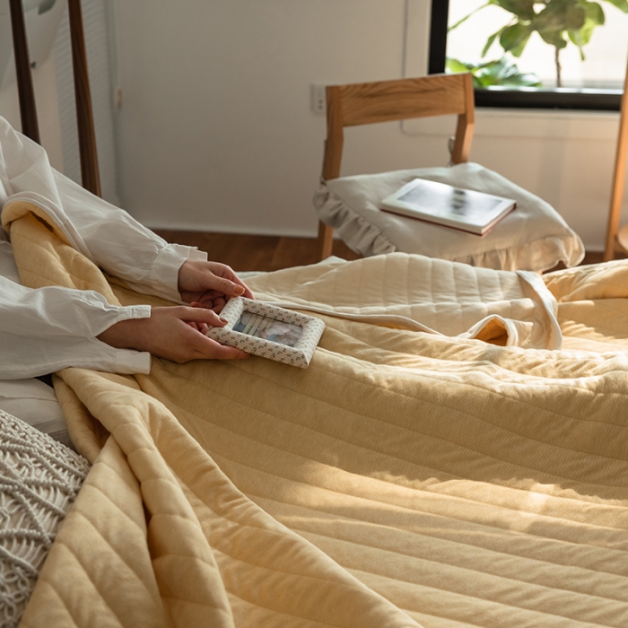 91家纺网 家纺一手货源 找家纺 法芙娜家纺 天竺棉夏凉被全棉空调被纯棉夏被纯色姜黄