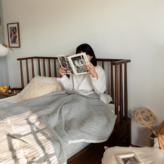 91家纺网 家纺一手货源 找家纺 法芙娜家纺 天竺棉夏凉被全棉空调被纯棉夏被纯色浅灰