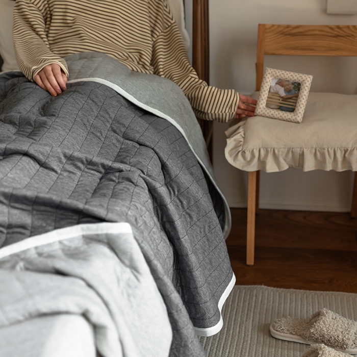 91家纺网 家纺一手货源 找家纺 法芙娜家纺 天竺棉夏凉被全棉空调被纯棉夏被纯色深灰