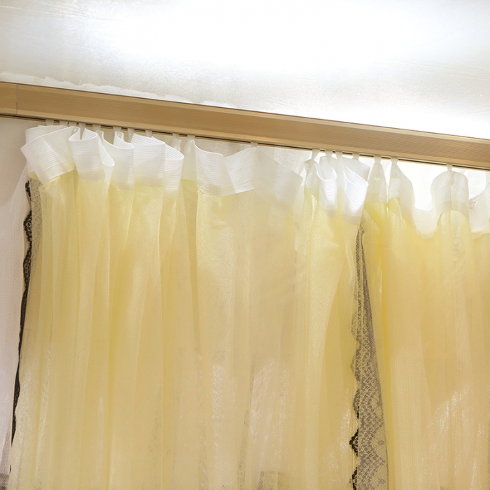 91家纺网 家纺一手货源 找家纺 迪凡保罗新款A34广东拉绳土豪金手动导轨蚊帐三开门 米黄