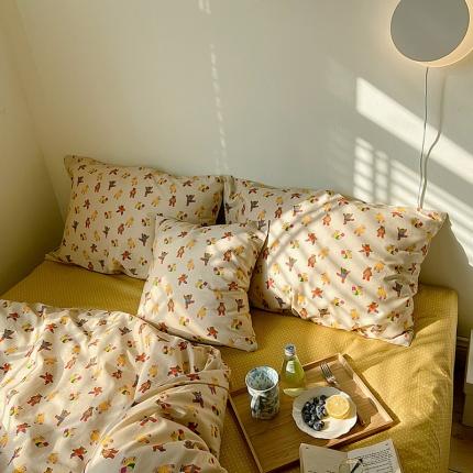 91家纺网 家纺一手货源 找家纺 尺素 2021新款Ins韩国博主系列单枕套/只INS运动熊