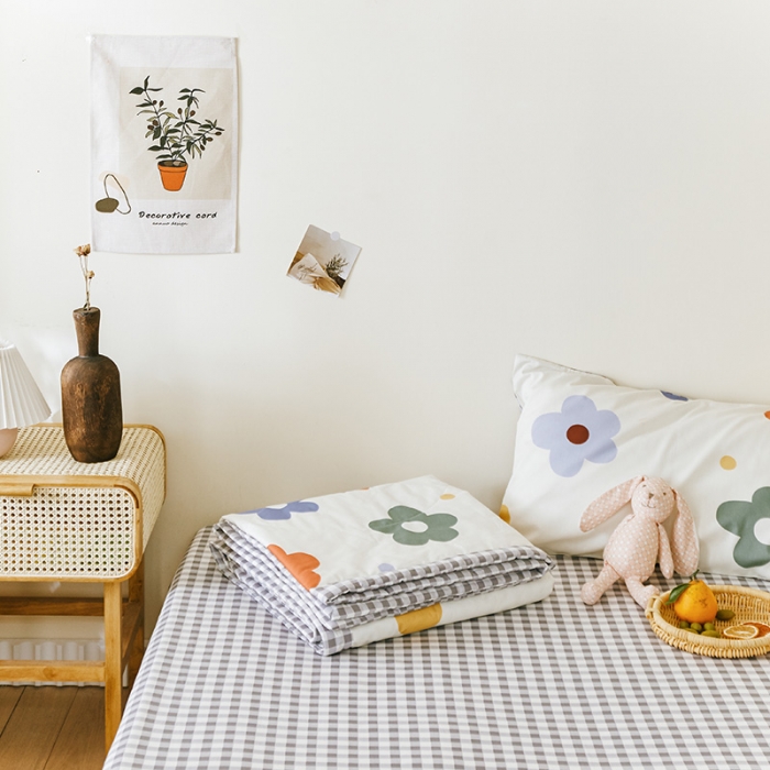 91家纺网 家纺一手货源 找家纺 莱福仕家纺 2022新款全棉喷气夏被四件套系列 太阳花