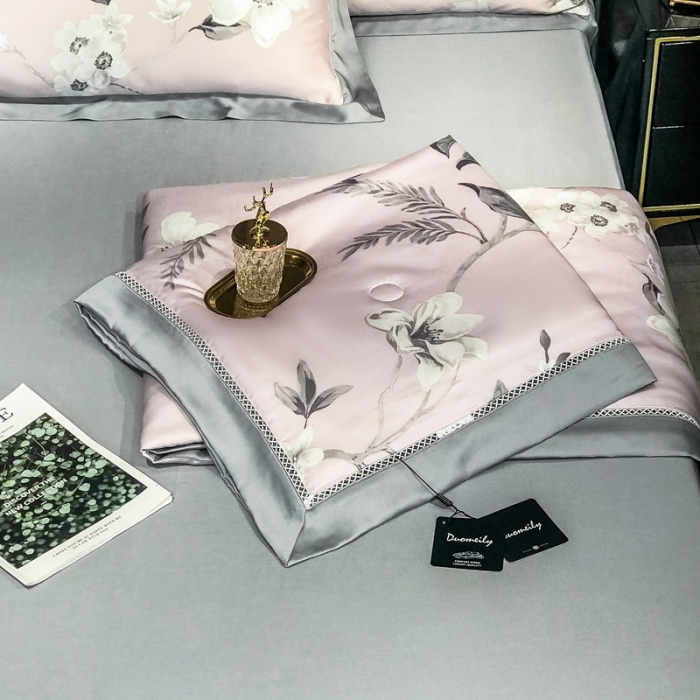 91家纺网 家纺一手货源 找家纺 朵美 2021新款60天丝印花四件套 郊游咖